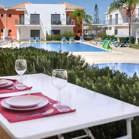 Vendégház Tac - Gardens 4*