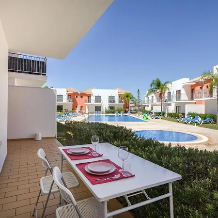 Vendégház Tac - Gardens 4*