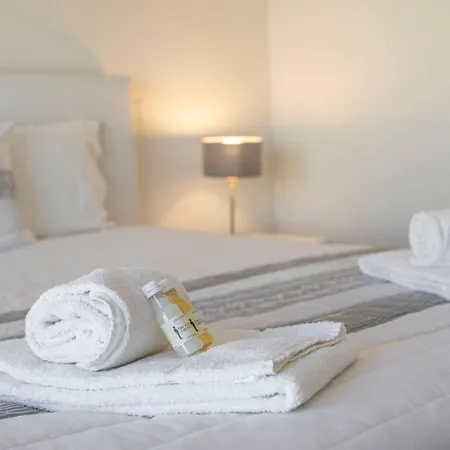 Maison d'hôtes Tac - Gardens Pêra